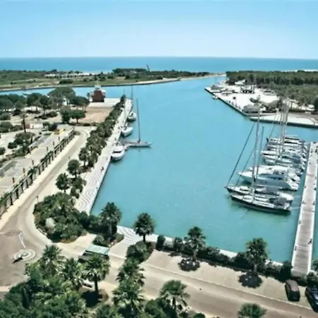 Nyaraló Con Piscina - Argonauti *