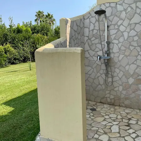 Nyaraló Con Piscina - Argonauti *